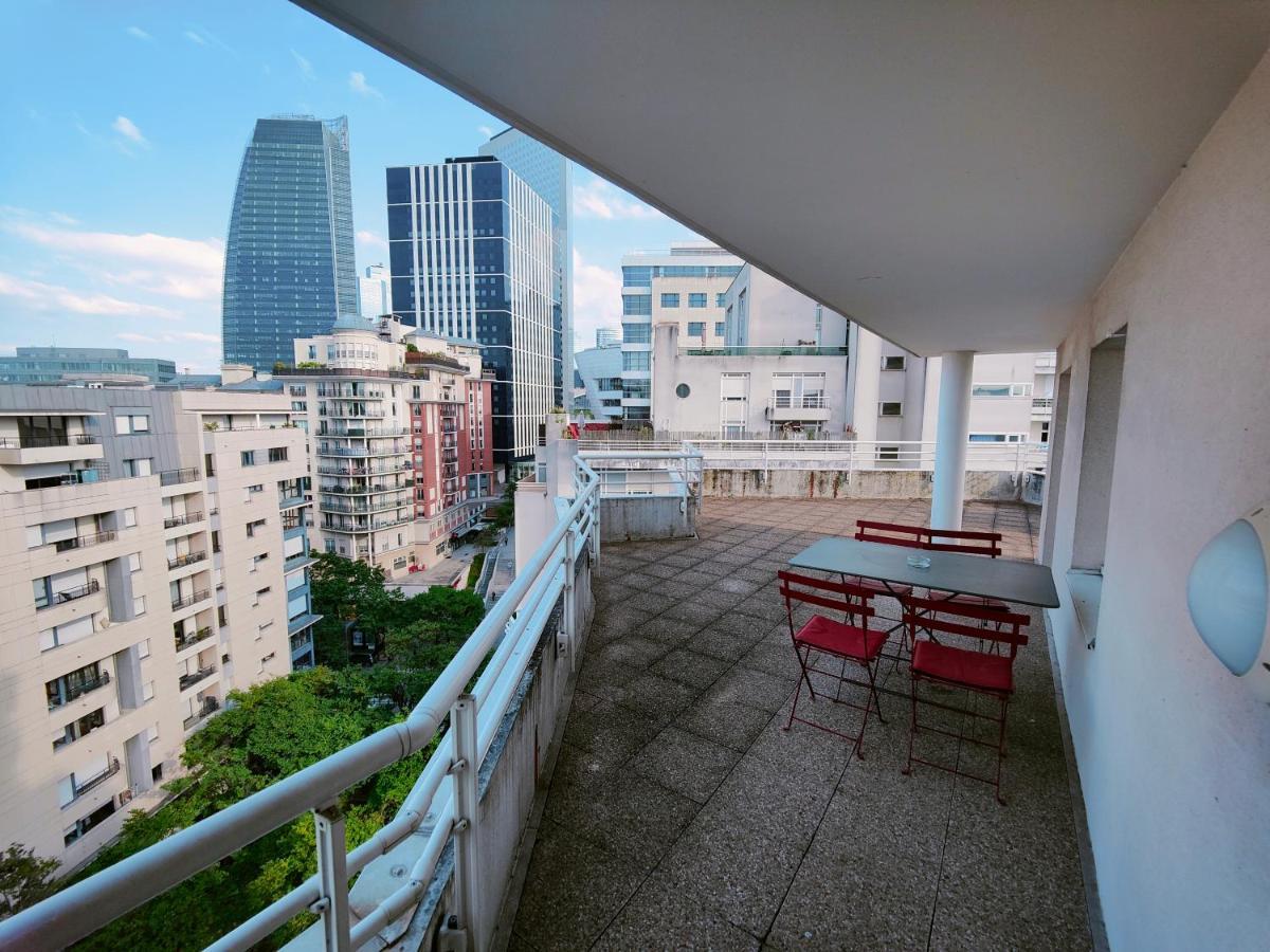 Incroyable T2 La Defense - Parking Gratuit Courbevoie Exterior photo